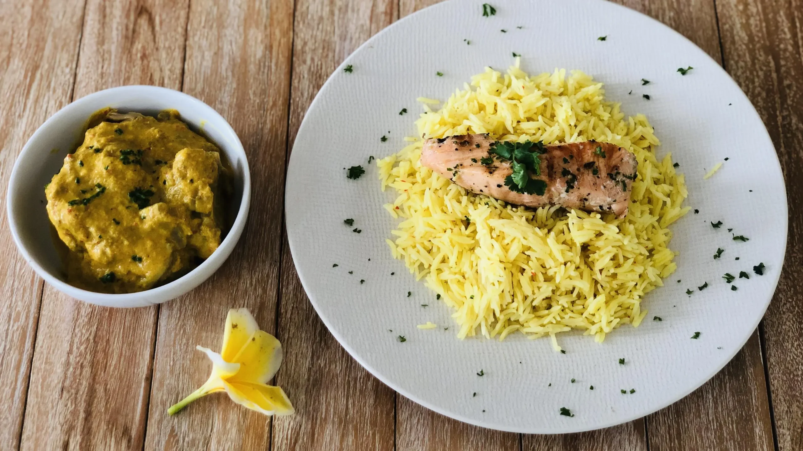 Colorful vegetarian meal with fresh vegetables and grains for eco-friendly menu planning